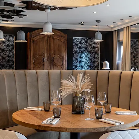 Le Bailliage & Hotel Salers