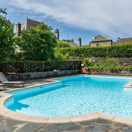 Otel Le Bailliage & Salers